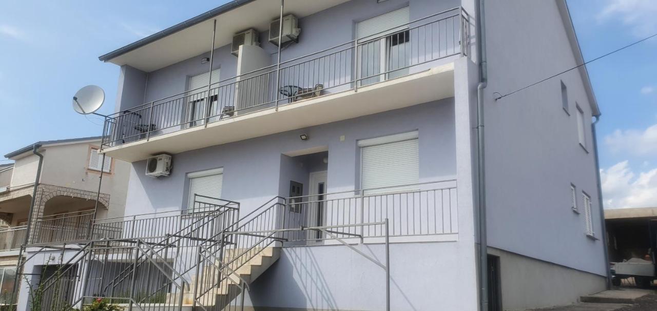 Apartmani Gabrijel Novi Vinodolski Εξωτερικό φωτογραφία